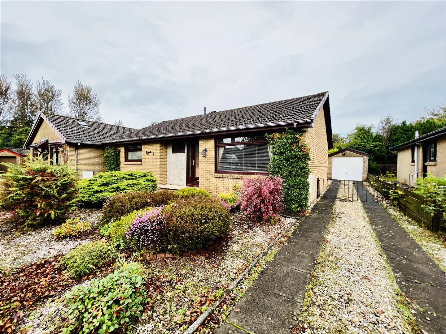 Overton Park, Strathaven Residence Estate Agents